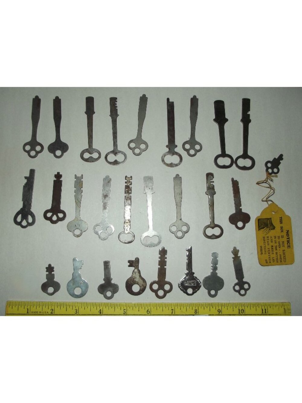 Vintage or Antique Keys (lot of 27) flat skeleton lock box Long Lock Co.